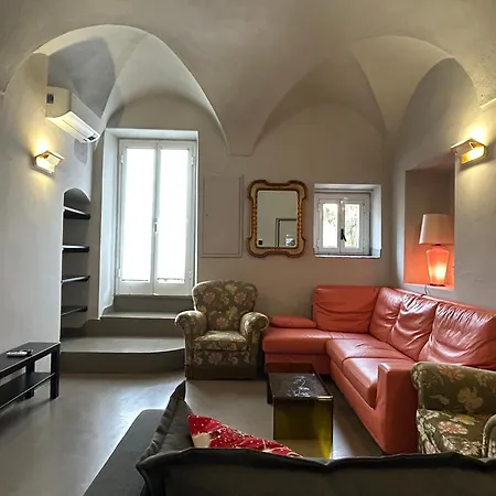 La Volta Di *